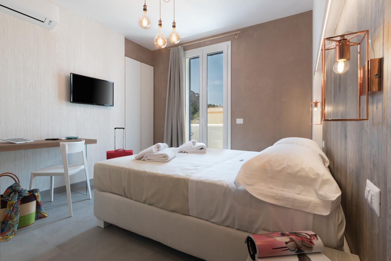 Isule Rooms & Breakfast San Vito Lo Capo Bagian luar foto